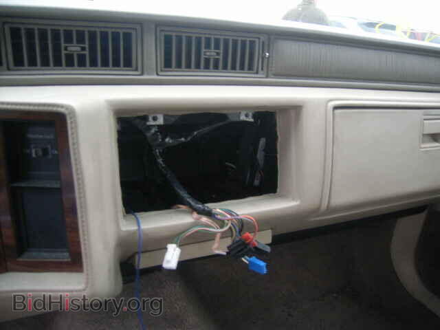 1993 CADILLAC DEVILLE - VIN: 1G6CD53B6P4239988 - Фото 9