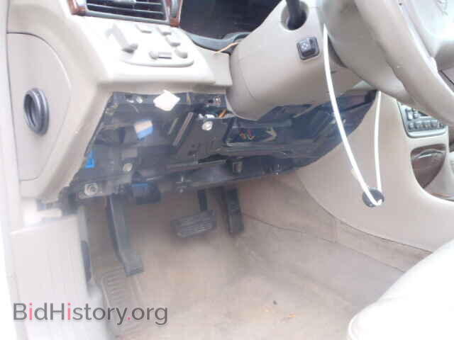 2000 CADILLAC DEVILLE - VIN: 1G6KF5797YU222857 - Photo 9