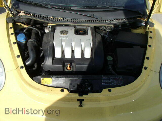 2004 VOLKSWAGEN BEETLE - VIN: 3VWCR31C14M413297 - Фото 7