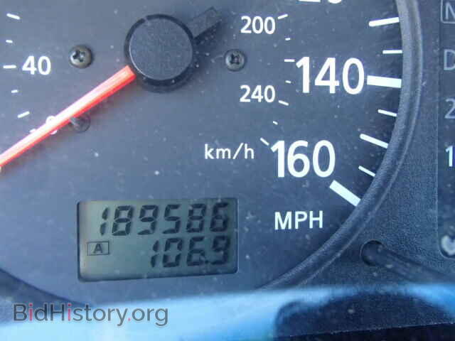 2000 NISSAN MAXIMA - VIN: JN1CA31A7YT224950 - Photo 8