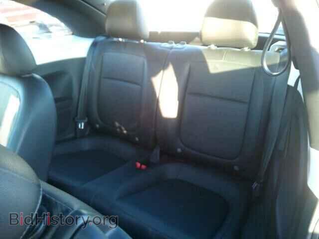 2012 VOLKSWAGEN BEETLE - VIN: 3VWJP7AT6CM610890 - Фото 6