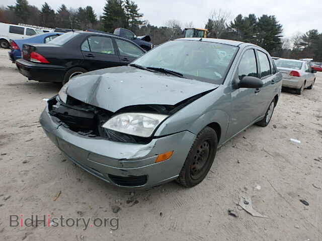 2005 FORD FOCUS - VIN: 1FAFP34N65W128413 - Photo 2