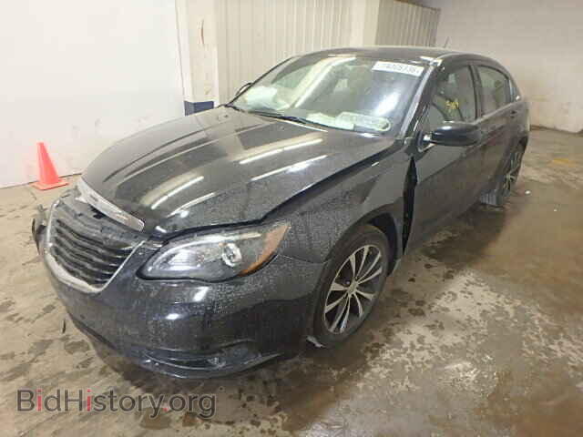 2013 CHRYSLER 200 - VIN: 1C3CCBBBXDN574553 - Фото 2