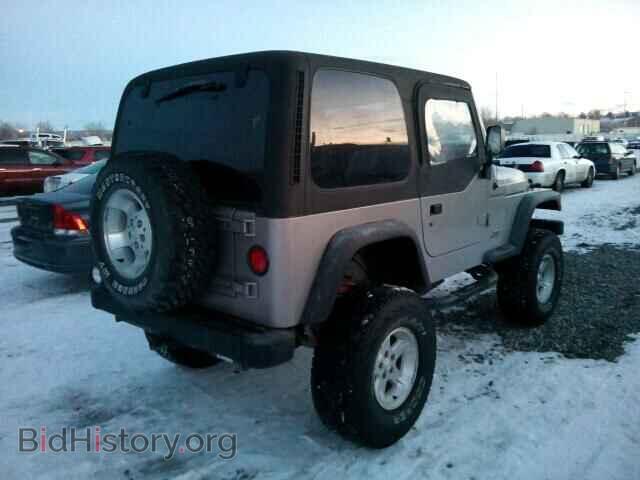2000 JEEP WRANGLER - VIN: 1J4FA29P0YP758811 - Фото 4