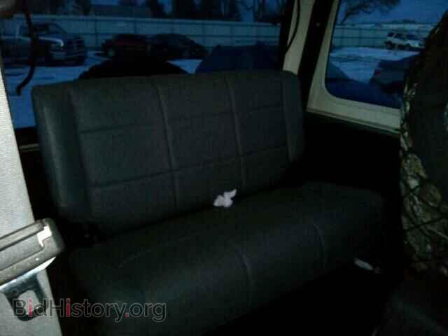 2000 JEEP WRANGLER - VIN: 1J4FA29P0YP758811 - Фото 6
