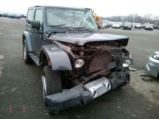 Photo 1J4FA54118L543207 - JEEP WRANGLER 2008