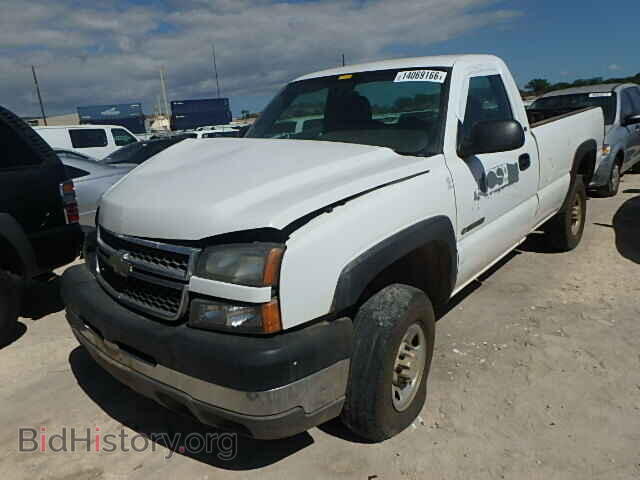 2005 CHEVROLET SILVERADO - VIN: 1GCHC24U15E285630 - Фото 2