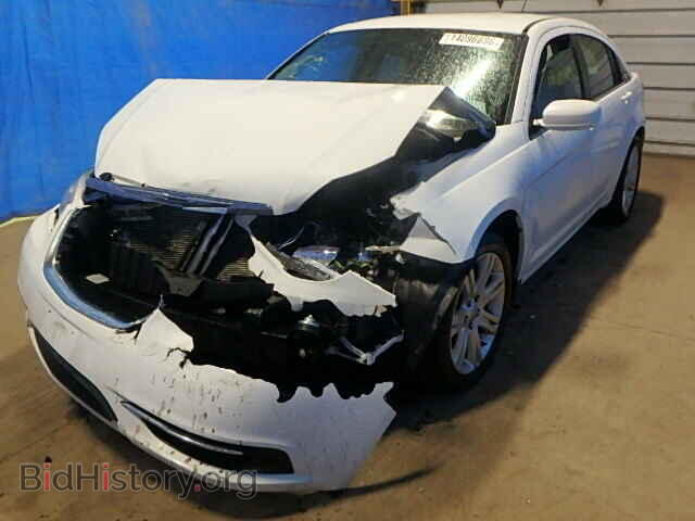 2013 CHRYSLER 200 - VIN: 1C3CCBAB1DN761620 - Фото 2