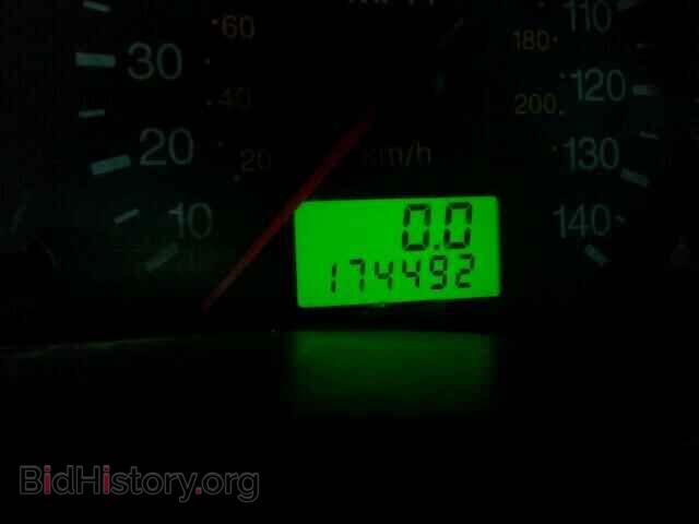 2006 FORD FOCUS - VIN: 1FAFP31N76W229188 - Фото 8