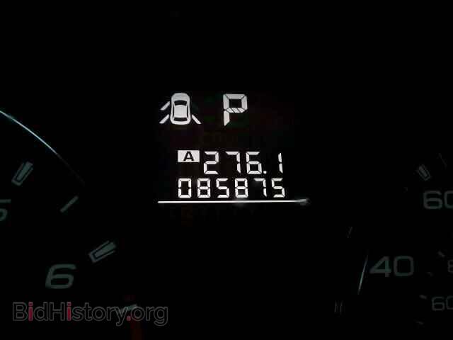 2011 SUBARU OUTBACK - VIN: 4S4BRCBC8B3328321 - Photo 8