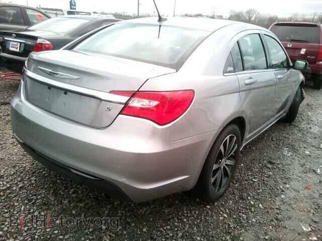 2013 CHRYSLER 200 - VIN: 1C3CCBBB8DN516084 - Фото 4