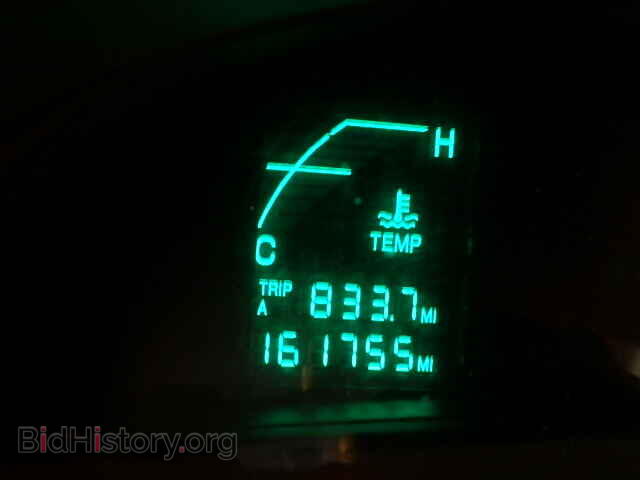2001 CADILLAC DEVILLE - VIN: 1G6KD54YX1U165643 - Фото 8