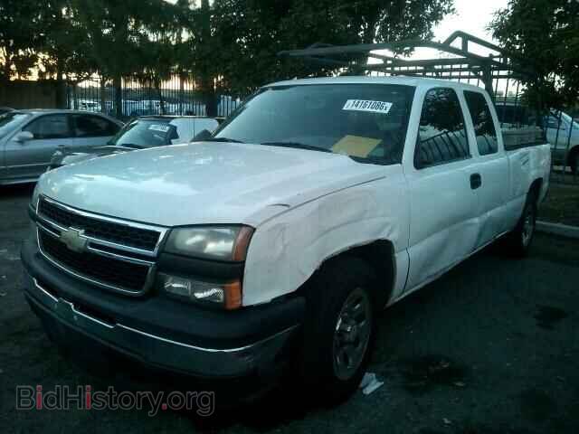 2006 CHEVROLET SILVERADO - VIN: 2GCEC19V561288922 - Photo 2