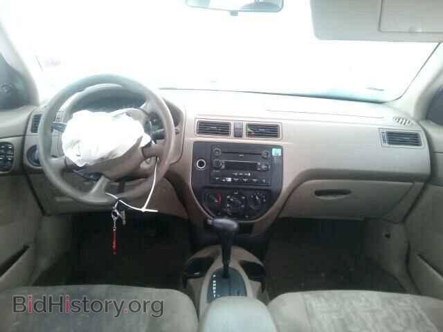 2005 FORD FOCUS - VIN: 1FAFP34N55W159748 - Photo 9