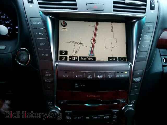 2008 Lexus LS460 (VIN JTHBL46F085074700) — photo 9 of 10
