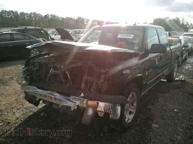 2005 CHEVROLET SILVERADO - VIN: 2GCEC19T851153804 - Photo 2