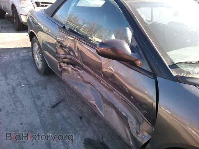 2005 CHRYSLER SEBRING - VIN: 1C3EL55R05N618922 - Фото 9
