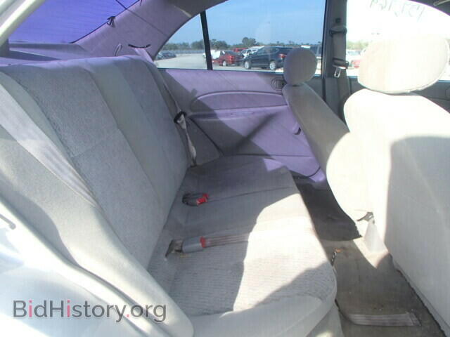 2000 FORD ESCORT - VIN: 3FAFP13P8YR231671 - Фото 6