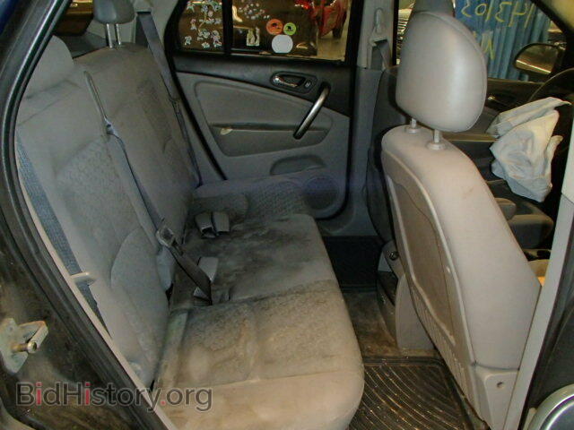 2006 SATURN VUE - VIN: 5GZCZ33D56S824400 - Фото 6