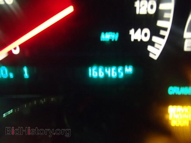 2002 CADILLAC DEVILLE - VIN: 1G6KF57922U295075 - Photo 8