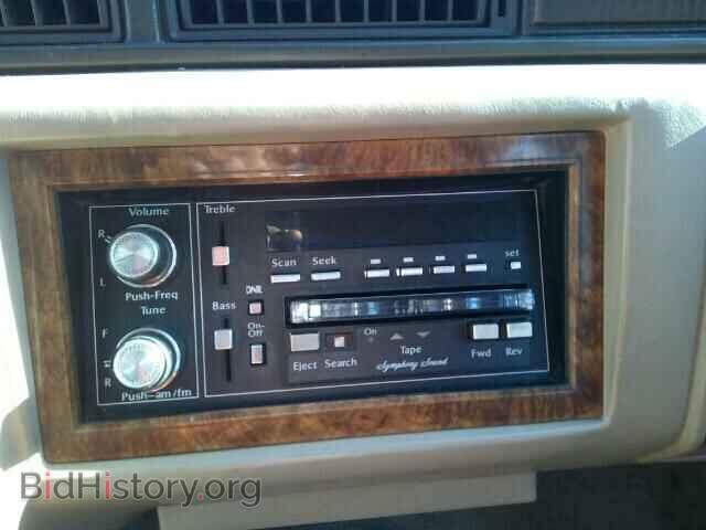1985 CADILLAC DEVILLE - VIN: 1G6CD6987F4299469 - Фото 9
