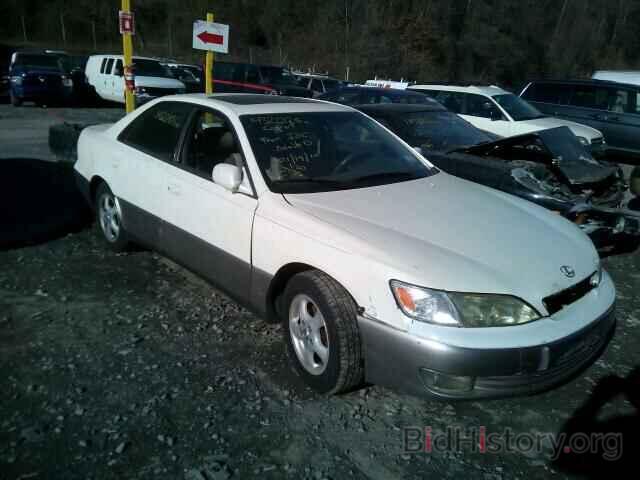 Photo JT8BF22G3V0013392 - LEXUS ES300 1997