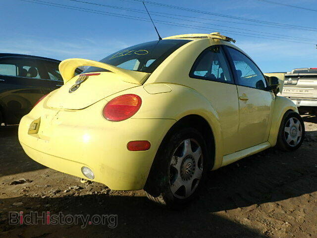 2000 VOLKSWAGEN BEETLE - VIN: 3VWCC21C8YM457587 - Фото 4