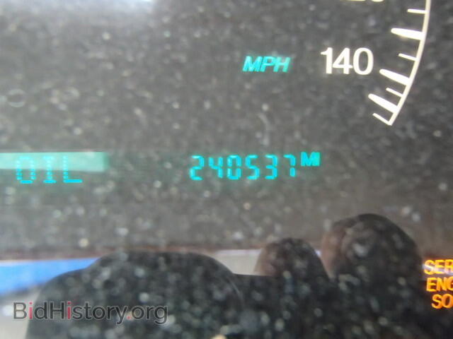 2000 CADILLAC DEVILLE - VIN: 1G6KF5791YU306429 - Photo 8