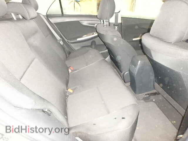 2011 TOYOTA COROLLA - VIN: 2T1BU4EE6BC657290 - Фото 6