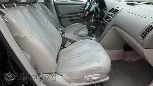 2000 NISSAN MAXIMA - VIN: JN1CA31D1YT765809 - Фото 5