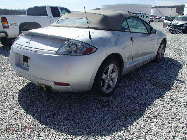 2007 MITSUBISHI ECLIPSE - VIN: 4A3AL25F87E041913 - Photo 4