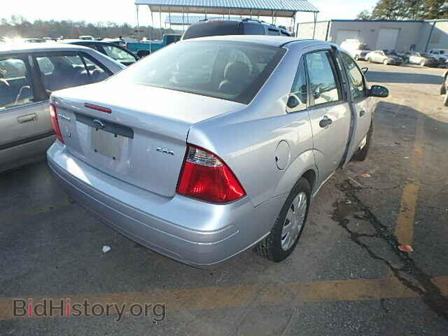 2006 FORD FOCUS - VIN: 1FAFP34N76W215657 - Photo 4