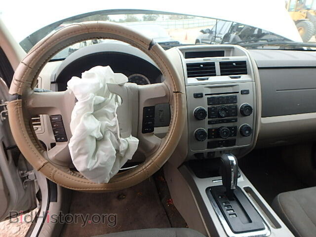 2009 FORD ESCAPE - VIN: 1FMCU49399KA49586 - Фото 9