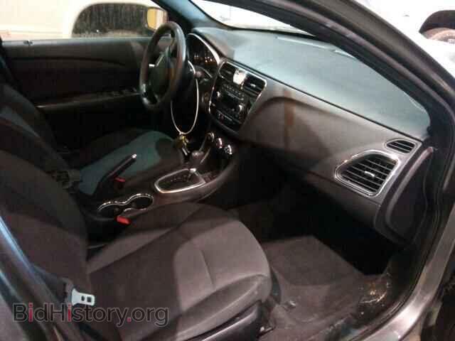 2012 CHRYSLER 200 - VIN: 1C3CCBABXCN138379 - Фото 5