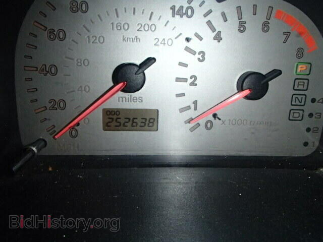 2000 MITSUBISHI ECLIPSE - VIN: 4A3AC84L7YE098633 - Фото 8