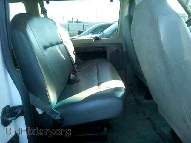 2011 FORD ECONOLINE - VIN: 1FBNE3BL3BDA12014 - Photo 6