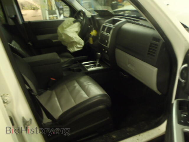 2008 DODGE NITRO - VIN: 1D8GU58K58W121252 - Photo 5