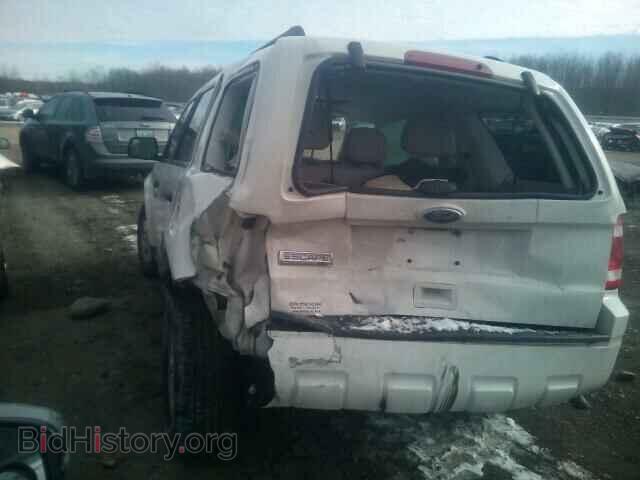 2011 FORD ESCAPE - VIN: 1FMCU0D78BKB83210 - Фото 3
