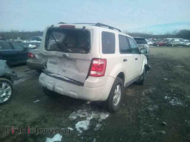2011 FORD ESCAPE - VIN: 1FMCU0D78BKB83210 - Фото 4