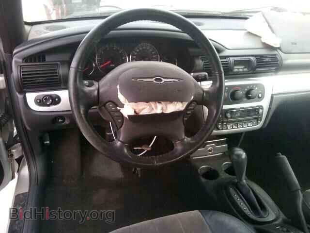 2005 CHRYSLER SEBRING - VIN: 1C3EL55RX5N631189 - Фото 9