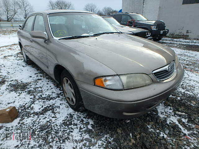 Photo 1YVGF22C3X5870428 - MAZDA 626 1999
