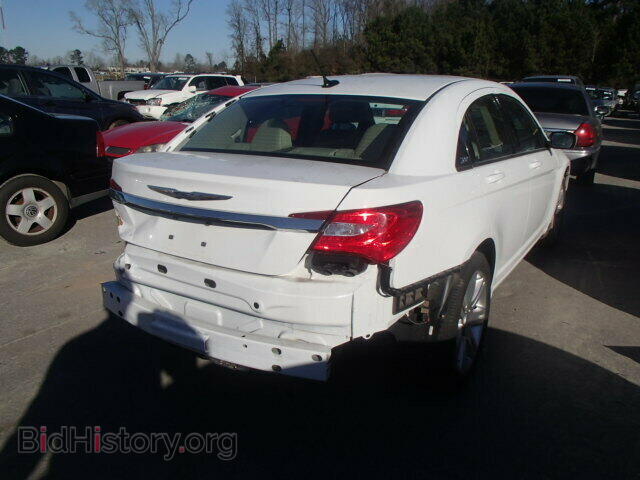 2011 CHRYSLER 200 - VIN: 1C3BC1FB6BN562140 - Фото 4