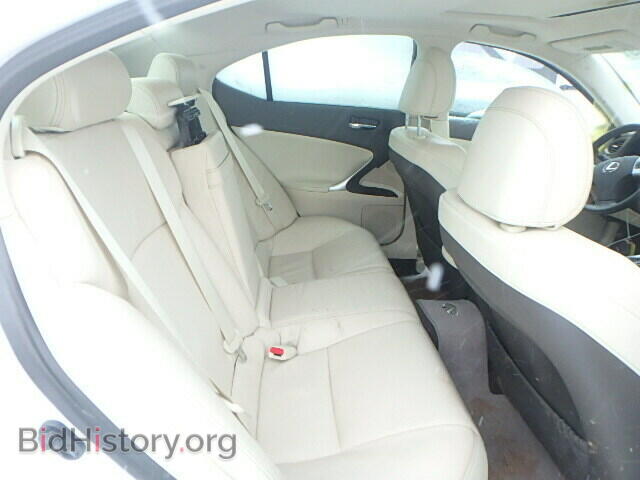 2011 LEXUS IS250 - VIN: JTHCF5C28B5049943 - Фото 6
