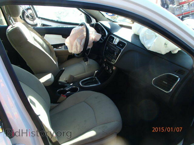 2014 CHRYSLER 200 - VIN: 1C3CCBABXEN206828 - Фото 5