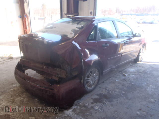 2007 FORD FOCUS - VIN: 1FAFP34N97W255076 - Photo 4