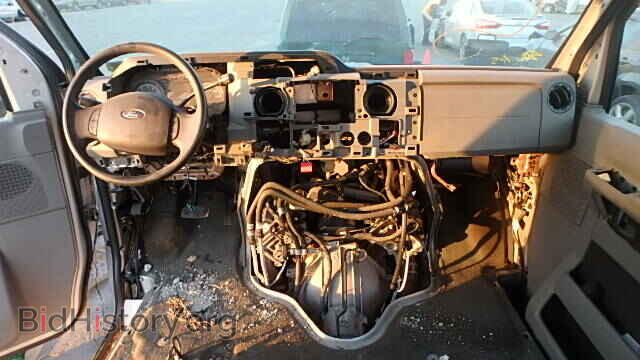 2011 FORD ECONOLINE - VIN: 1FBSS3BLXBDA03175 - Photo 9