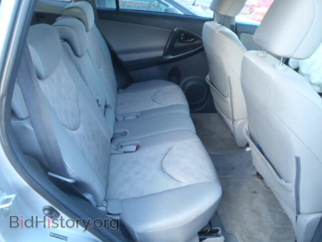 2011 TOYOTA RAV4 - VIN: 2T3BF4DV5BW090488 - Фото 6