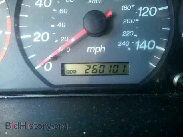 2000 MAZDA 626 - VIN: 1YVGF22C6Y5173451 - Фото 8