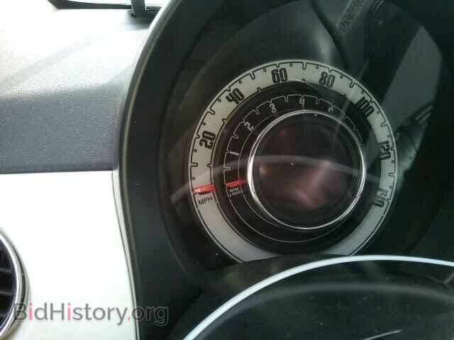 2013 FIAT 500 - VIN: 3C3CFFARXDT672561 - Фото 8