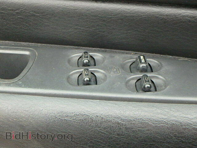 2004 CHRYSLER SEBRING - VIN: 1C3EL55RX4N298734 - Фото 9